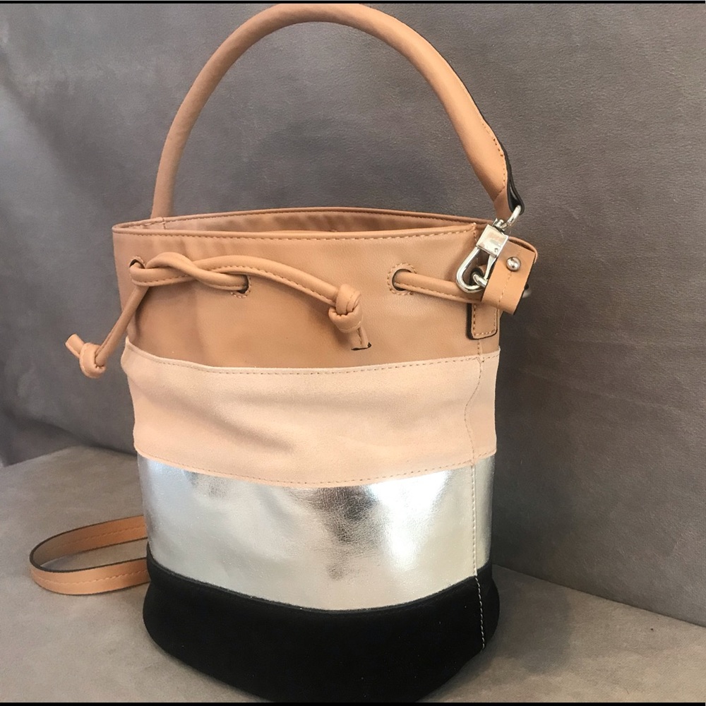 H&M Block Patterned Bucket Bag - image 2